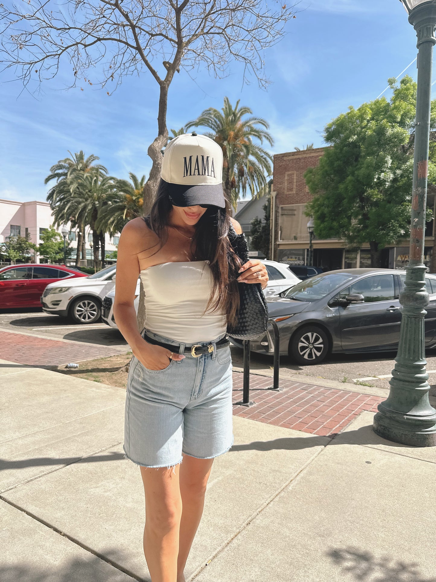 MAMA trucker hat