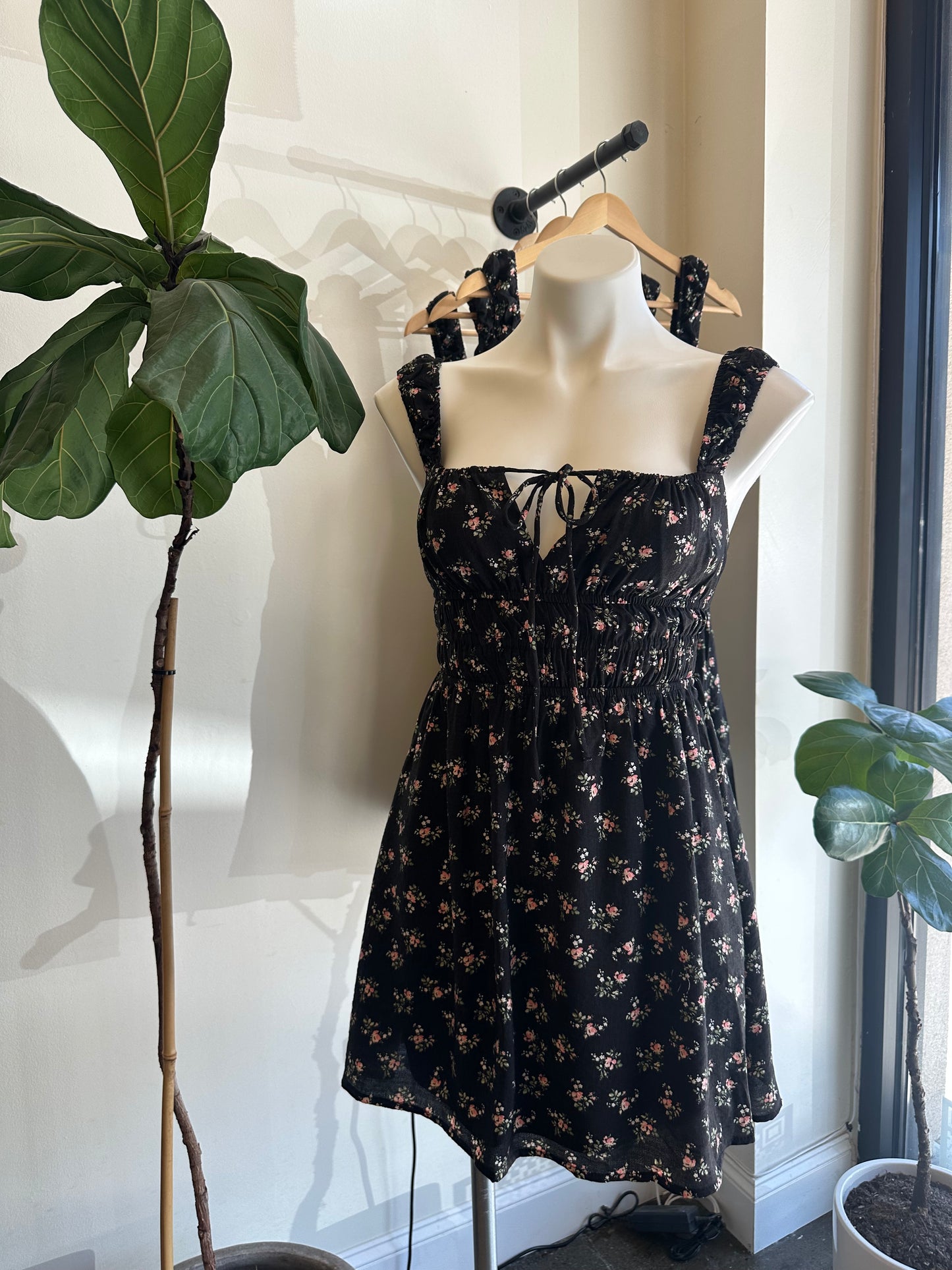 LA FLOR DRESS
