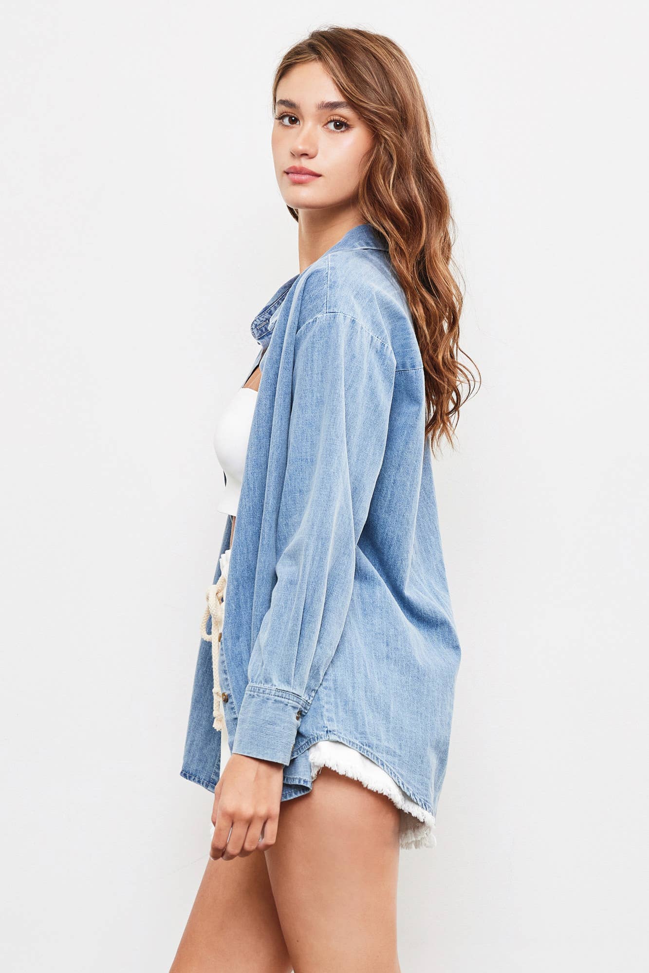 BUTTON UP WASHED DENIM