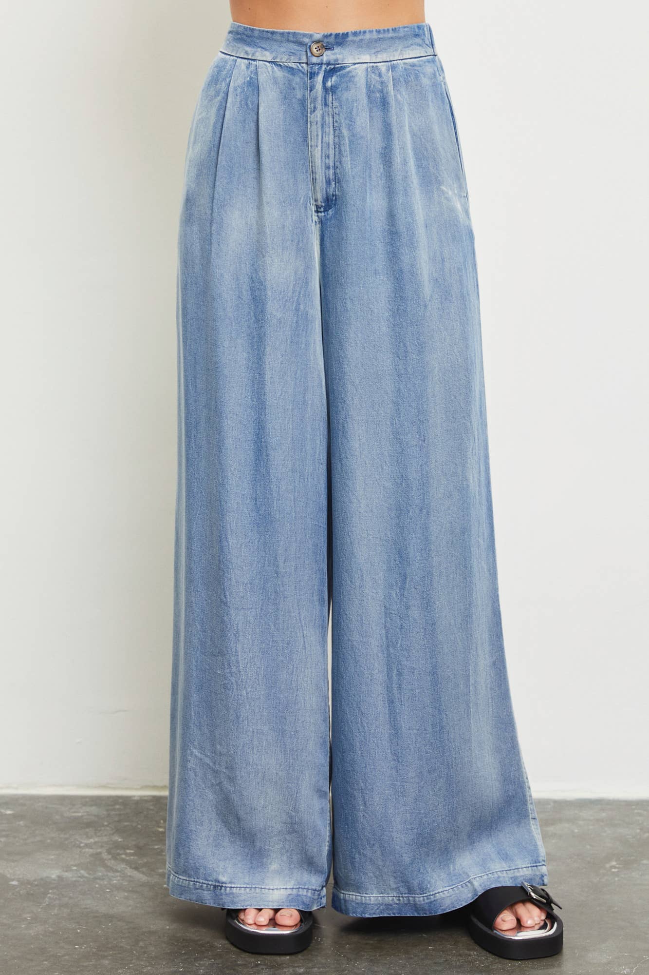 The Emily Wide Leg Pants