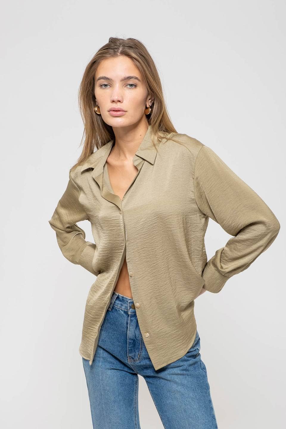 TEXTURED SATIN LONG SLEEVE BUTTON DOWN SHIRT