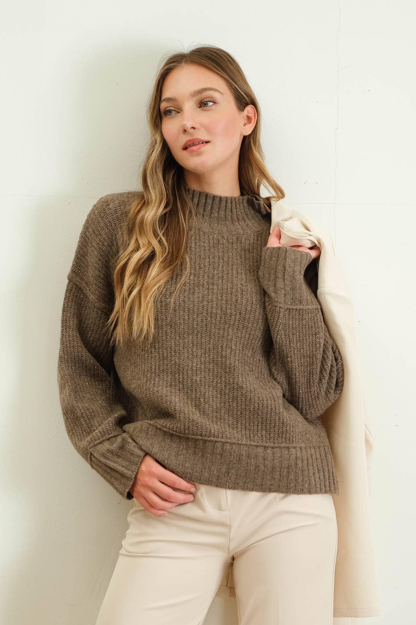 MOCK NECK SPLIT HEM KNIT SWEATER