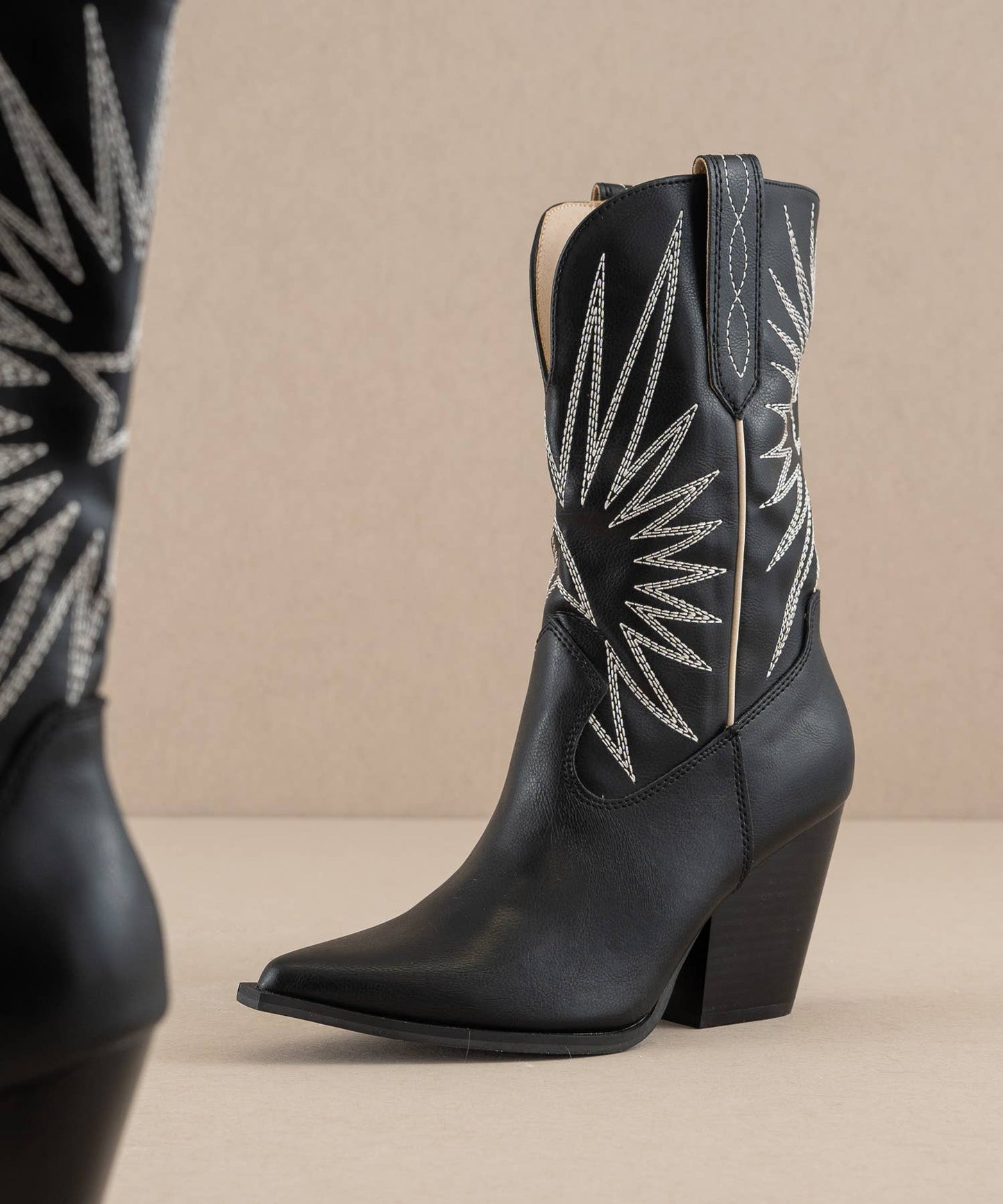 The Emersyn Black | Starburst Embroidery Boots