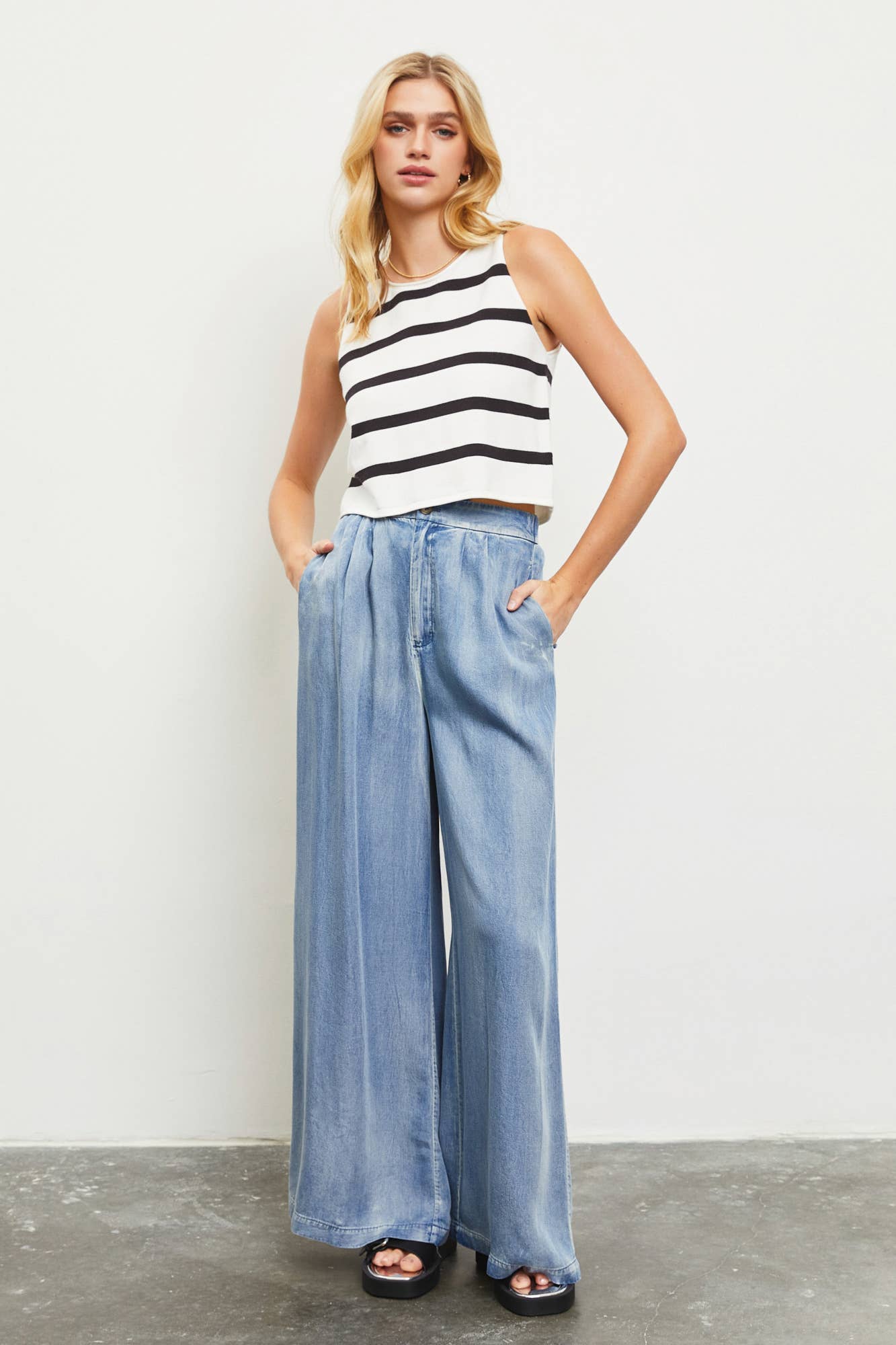 The Emily Wide Leg Pants